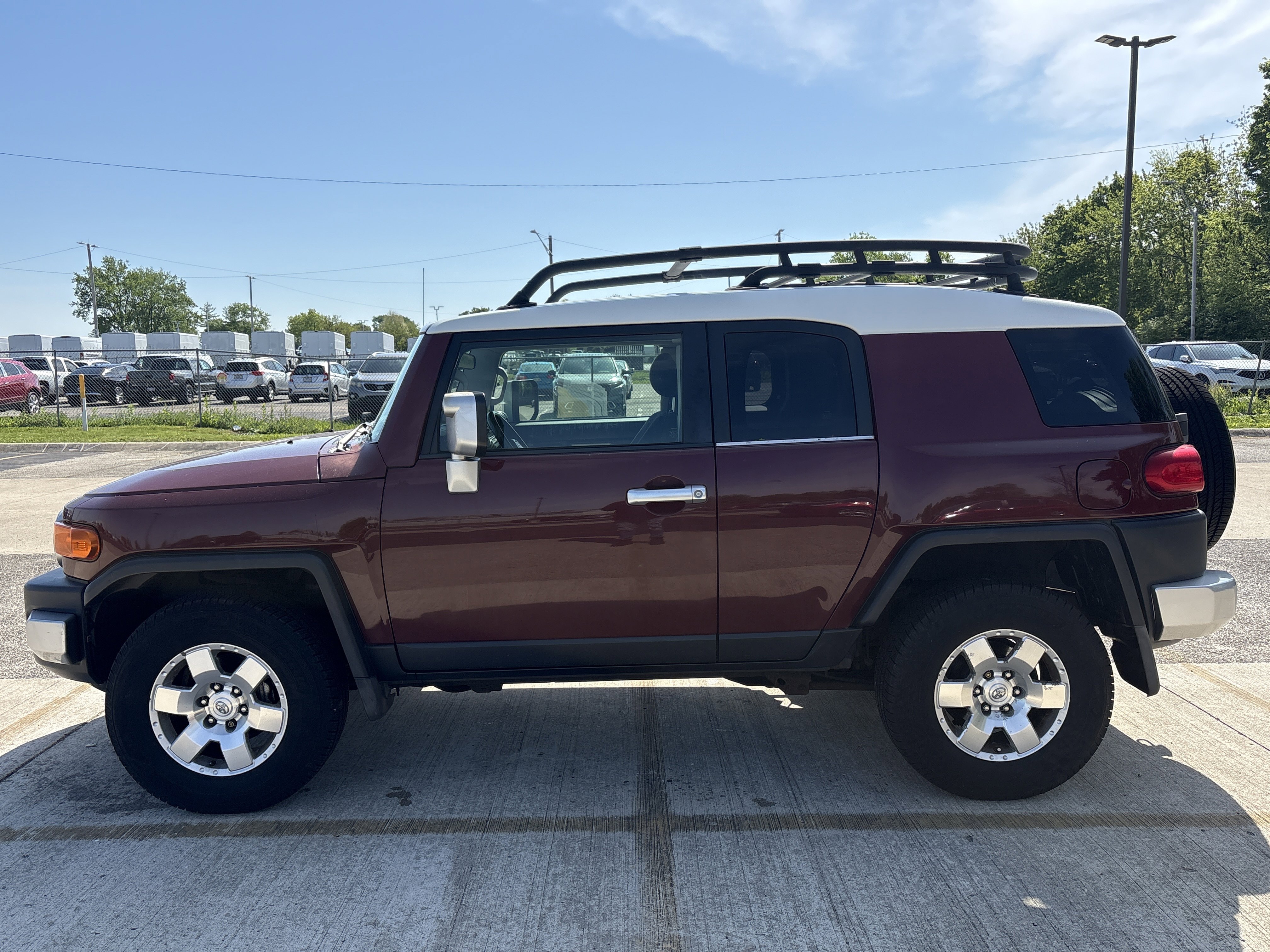 Brick 2008 Toyota FJ Cruiser 4WD SUV / Crossover Four-Wheel Drive