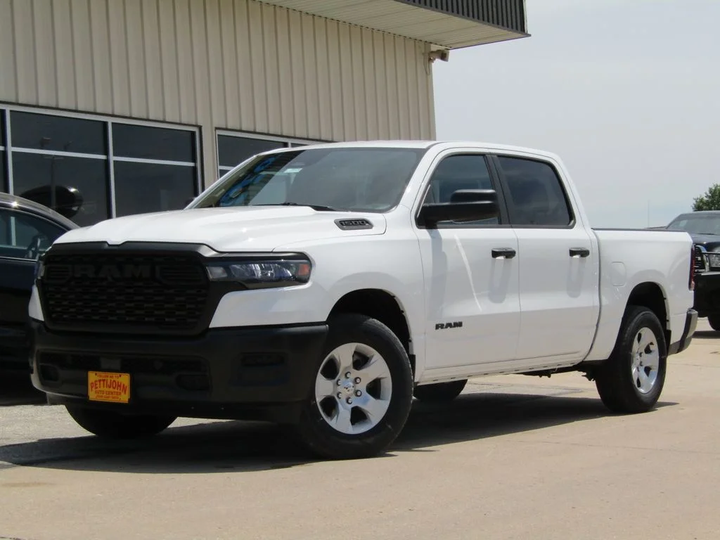 New 2026 Bright White Clearcoat RAM Tradesman image 11