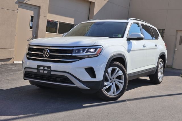 Used 2021 White Volkswagen 3.6L V6 SE w/Technology image 2