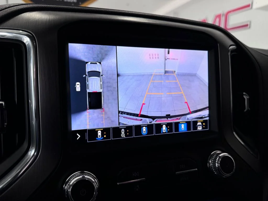 Used 2022 Ebony Twilight Metallic GMC Denali image 22