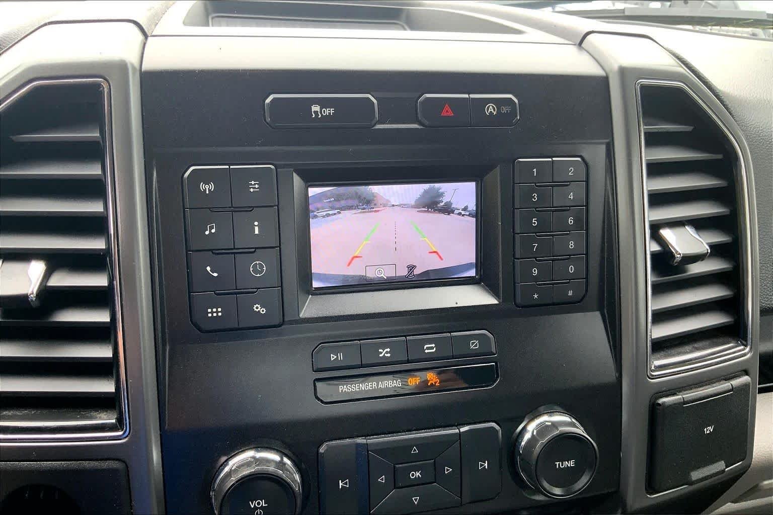 Used 2018 Oxford White Ford XLT image 29