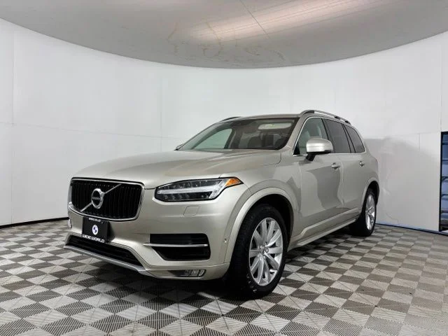Used 2016  Volvo T6 Momentum image 3