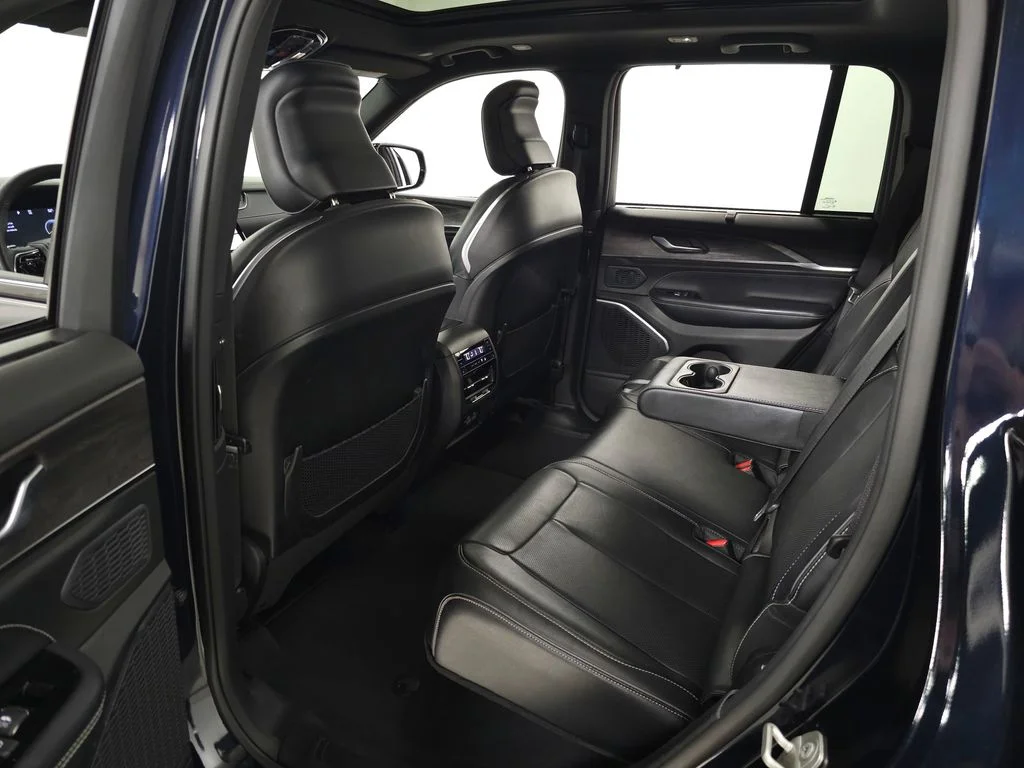 Used 2023 Black Jeep Overland image 34