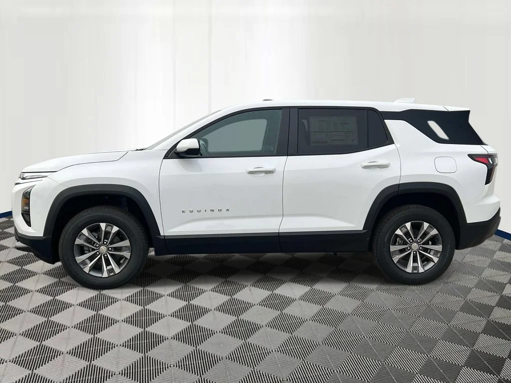 New 2027 Summit White Chevrolet LT image 2