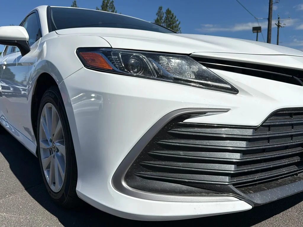 Used 2021 Super White Toyota LE image 29
