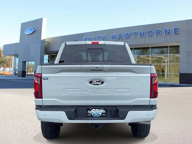 New 2026 Avalanche Ford XLT image 5