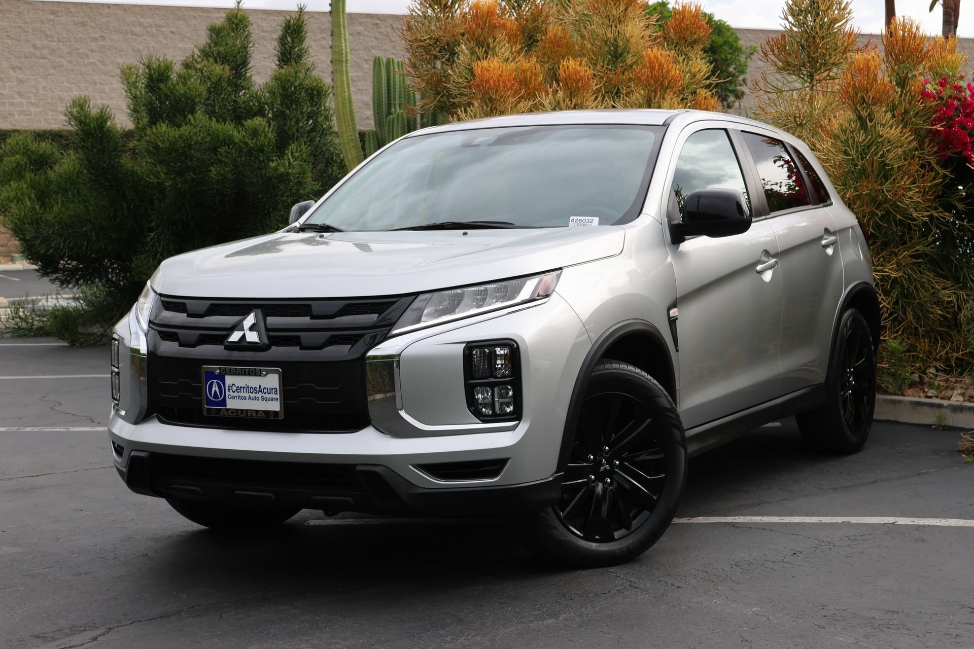 2025 Mitsubishi Outlander Sport LE