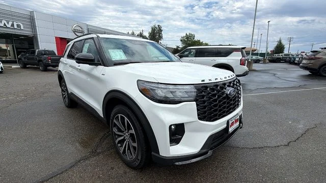 Used 2026 White Ford ST-Line image 2