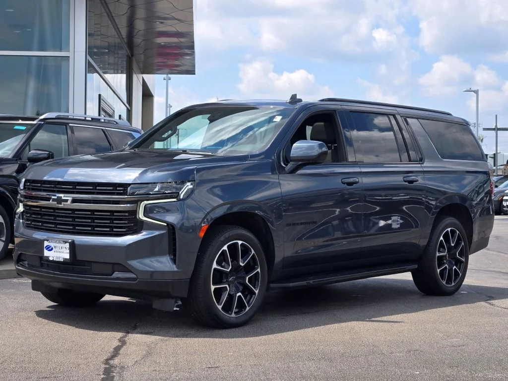 Used 2021 Gray Chevrolet RST image 1