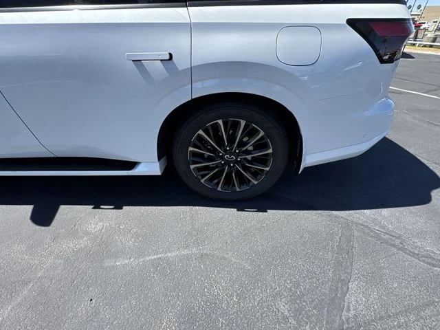 New 2026 Black INFINITI AUTOGRAPH image 34