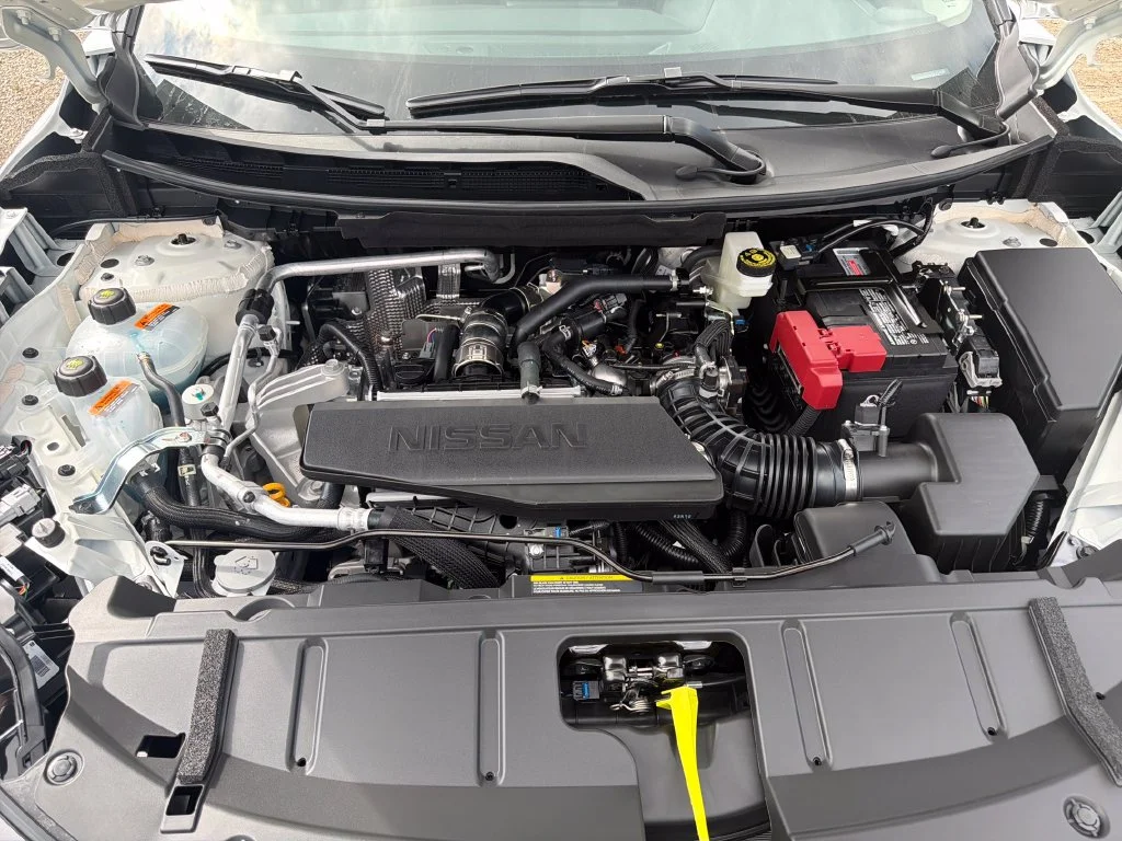 Used 2027  Nissan SV image 20