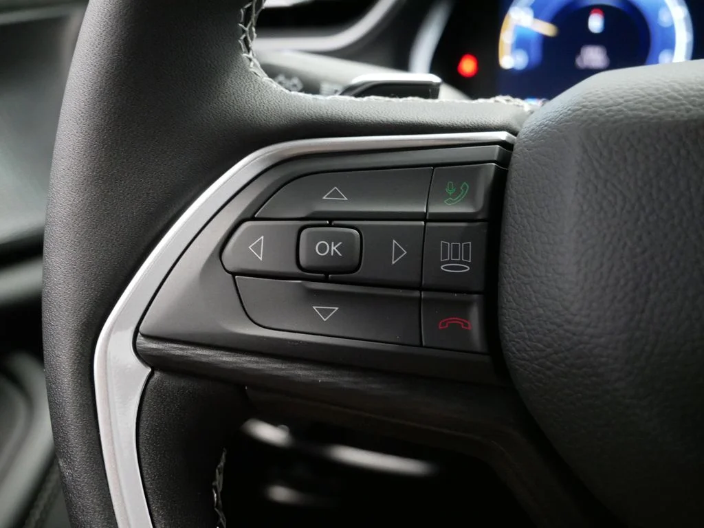 2025 Jeep Grand Cherokee Laredo - Photo 26