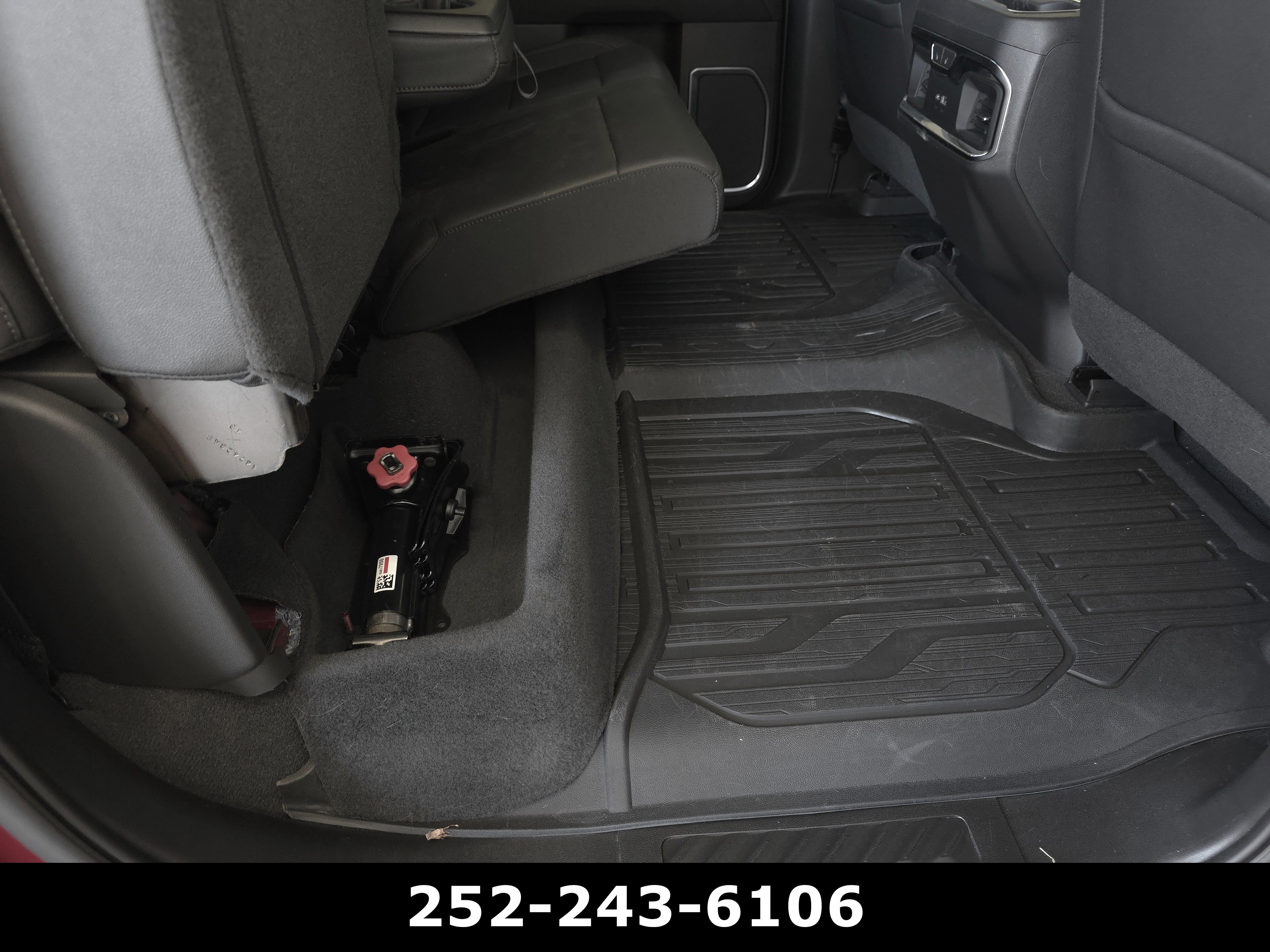 Used 2023 Volcanic Red Tintcoat GMC SLT image 34