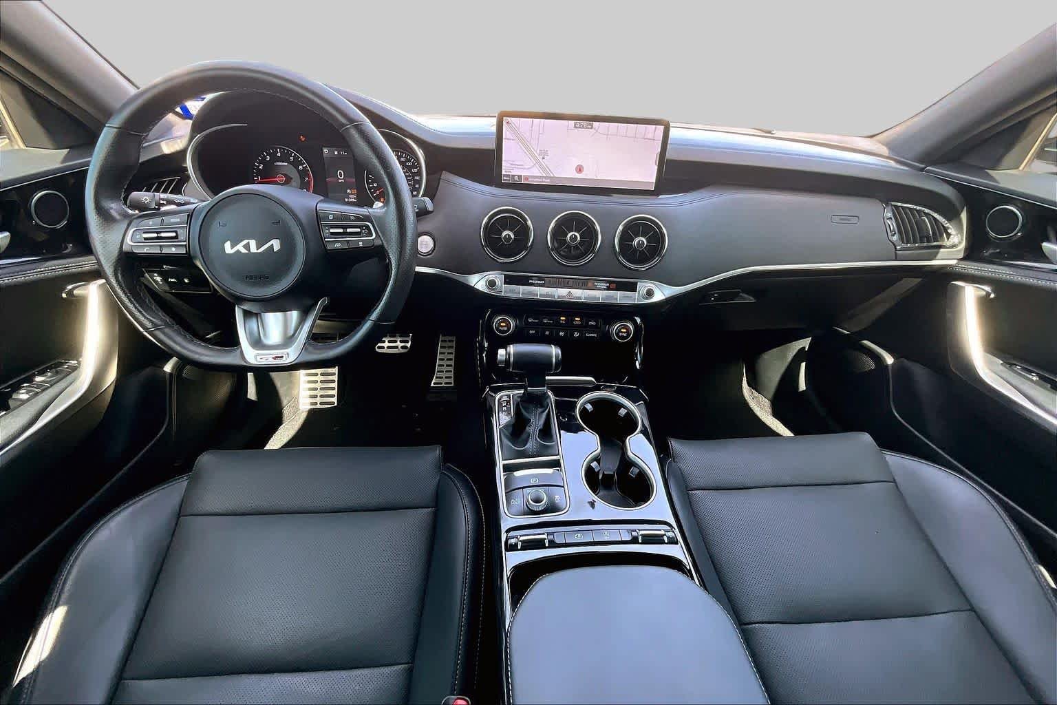 Used 2022 Snow White Pearl Kia GT-Line image 14