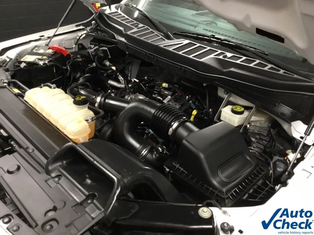 Used 2023 White Ford XL image 40