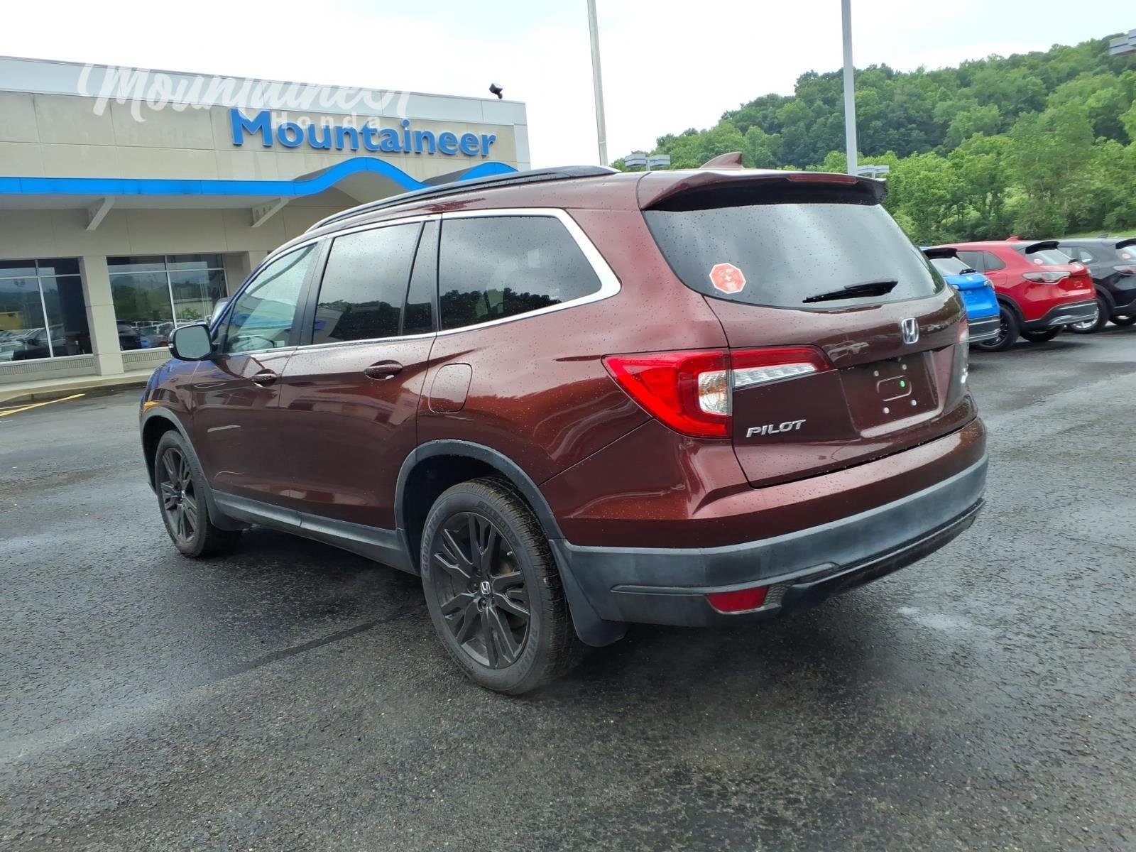 Used 2022 Deep Scarlet Pearl Honda SPECIAL EDITION AWD image 5