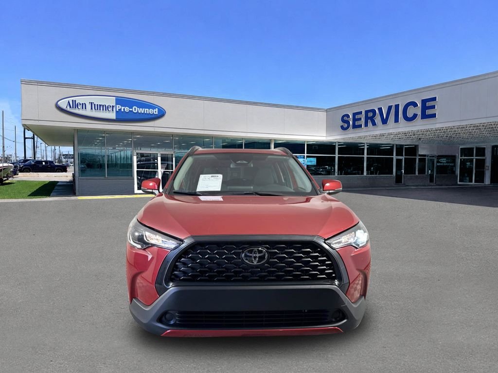 Pre-Owned 2024 Toyota Corolla Cross LE 4D Sport Utility in