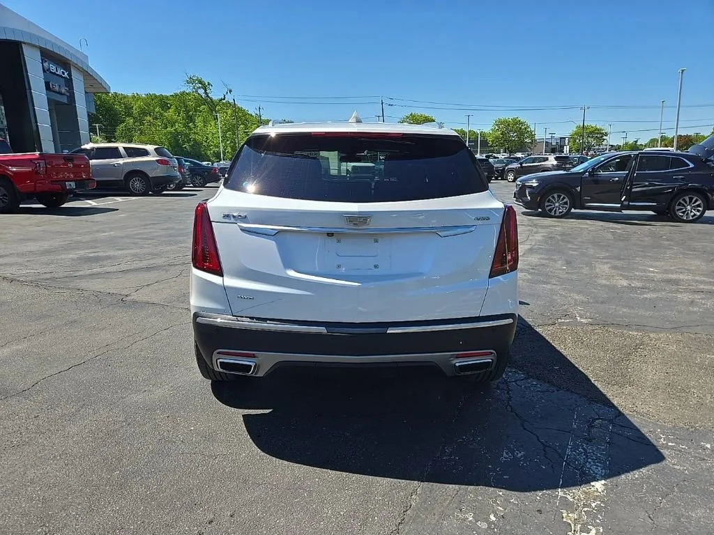 Used 2023 Crystal White Tricoat Cadillac Premium Luxury image 5
