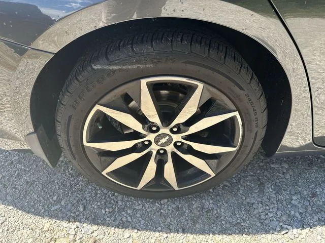 Used 2016 Gray Chevrolet LT image 47