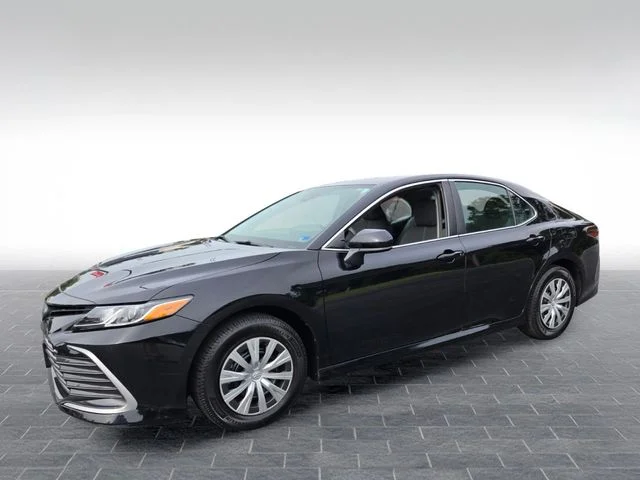 Used 2022 Black Toyota LE image 3