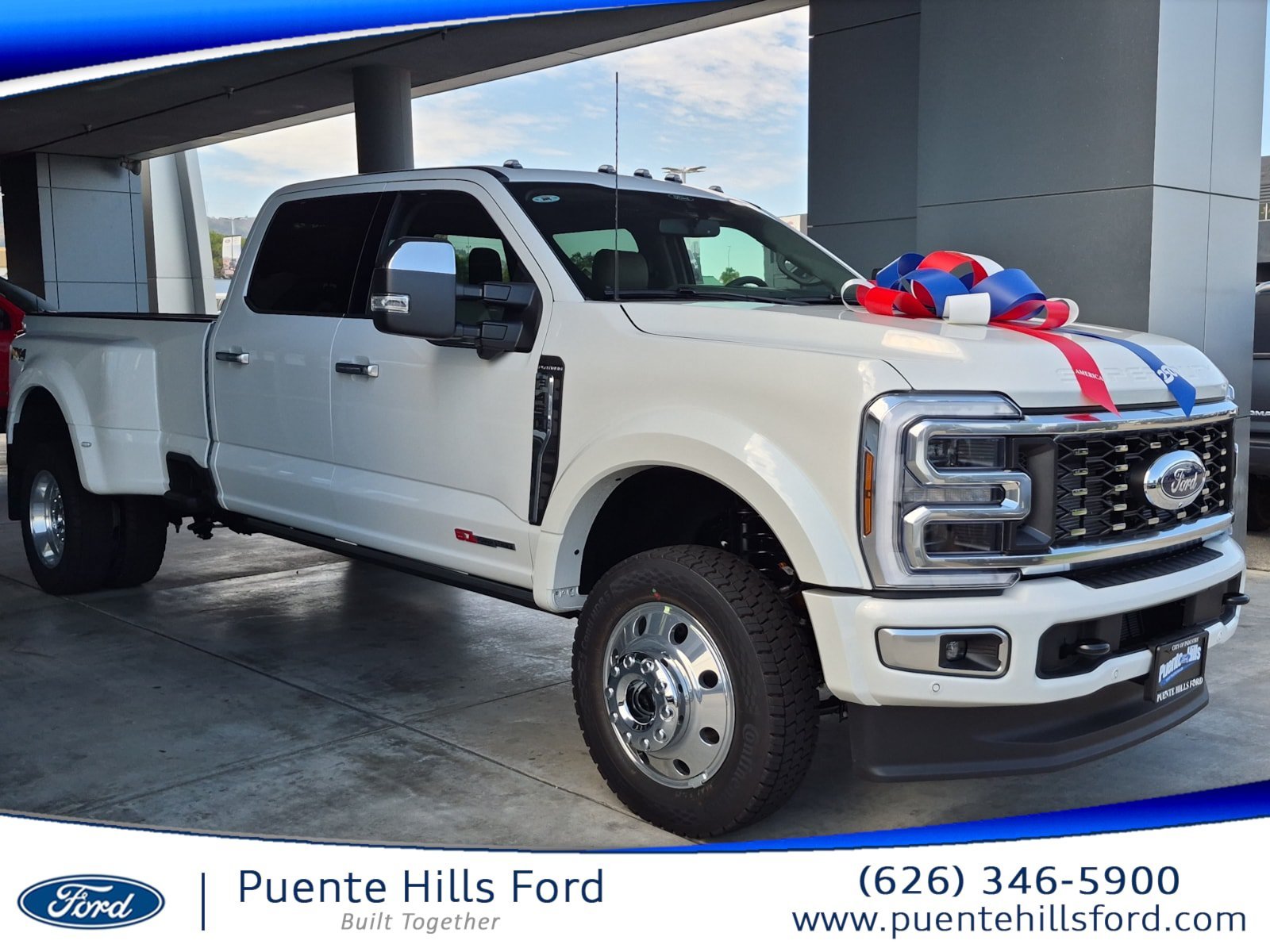 New 2026 Star White Metallic Tri-Coat Ford F-450® Platinum® image 1
