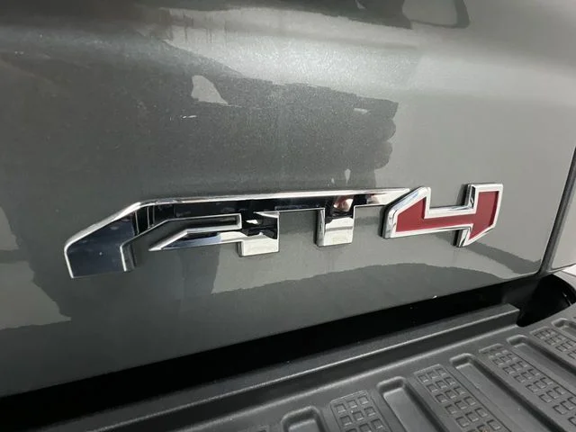 Used 2020 Gray GMC AT4 image 33
