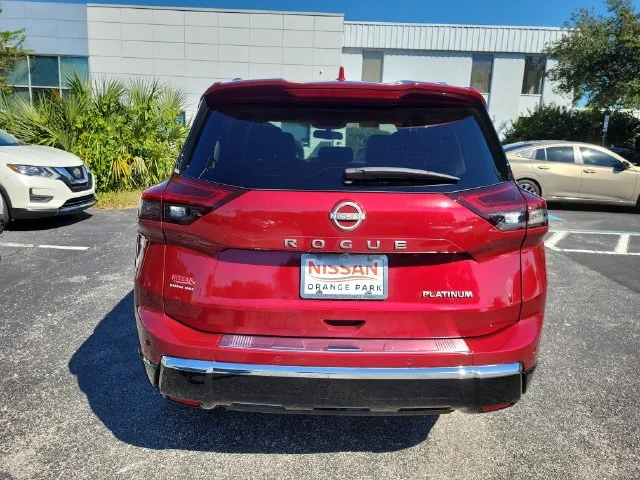 Used 2025 Red Nissan Platinum image 8