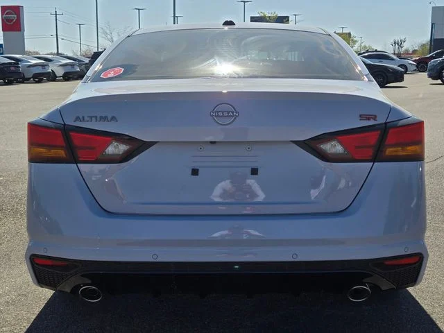 New 2026 Gray Sky Pearl Nissan SR image 5