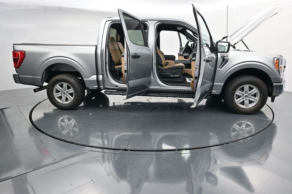 Used 2022 Silver Ford XLT image 36