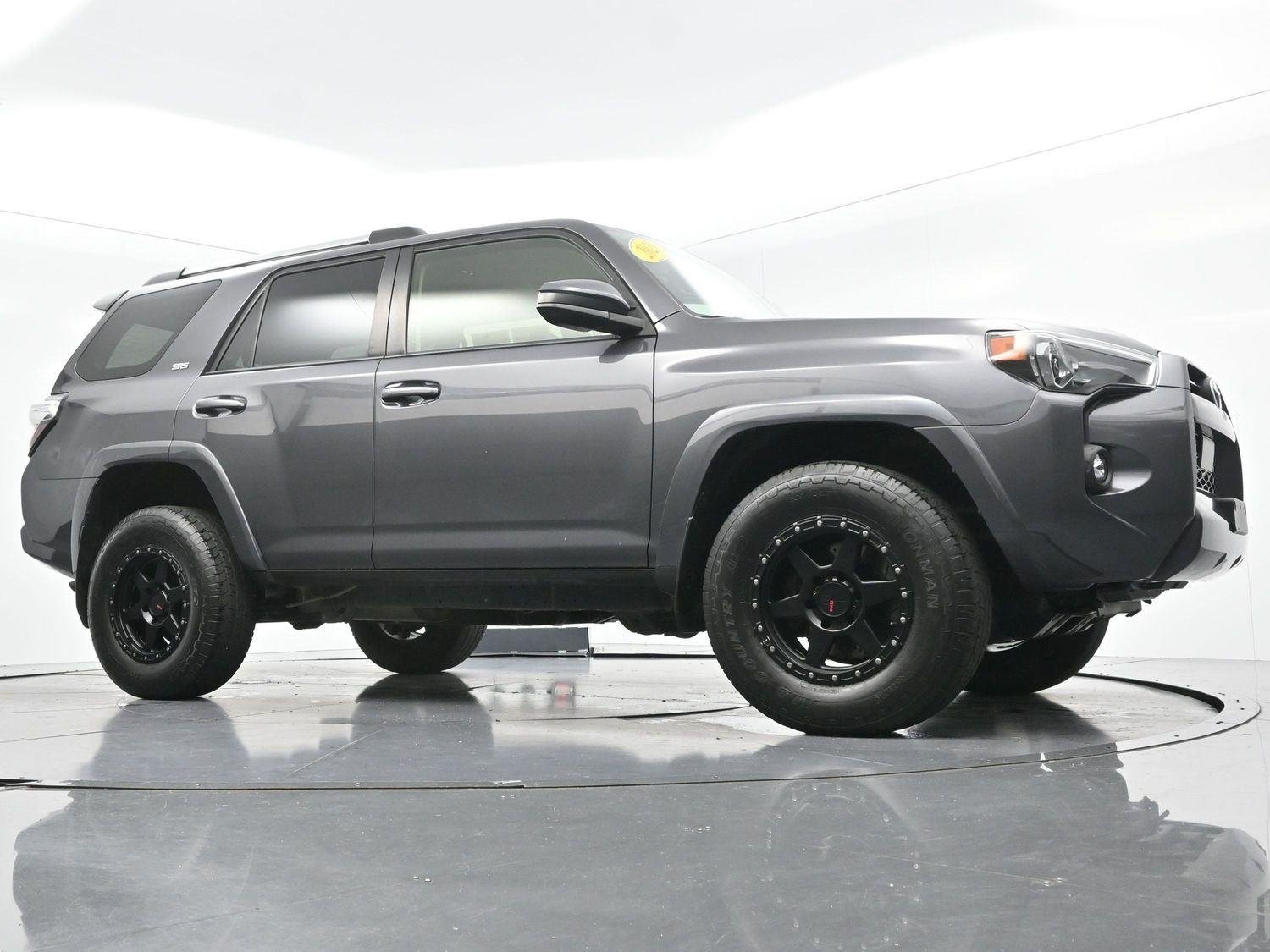 Used 2021 Magnetic Gray Metallic Toyota SR5 image 46
