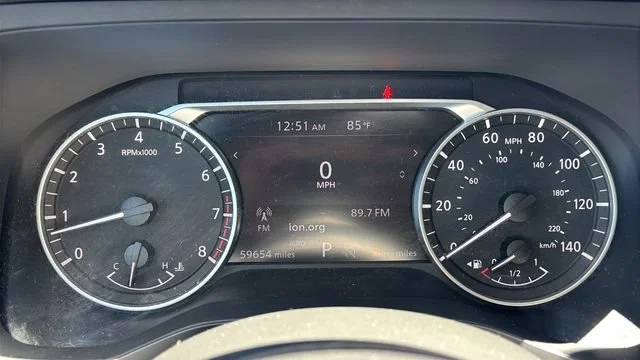 Used 2023 Gray Nissan S image 13