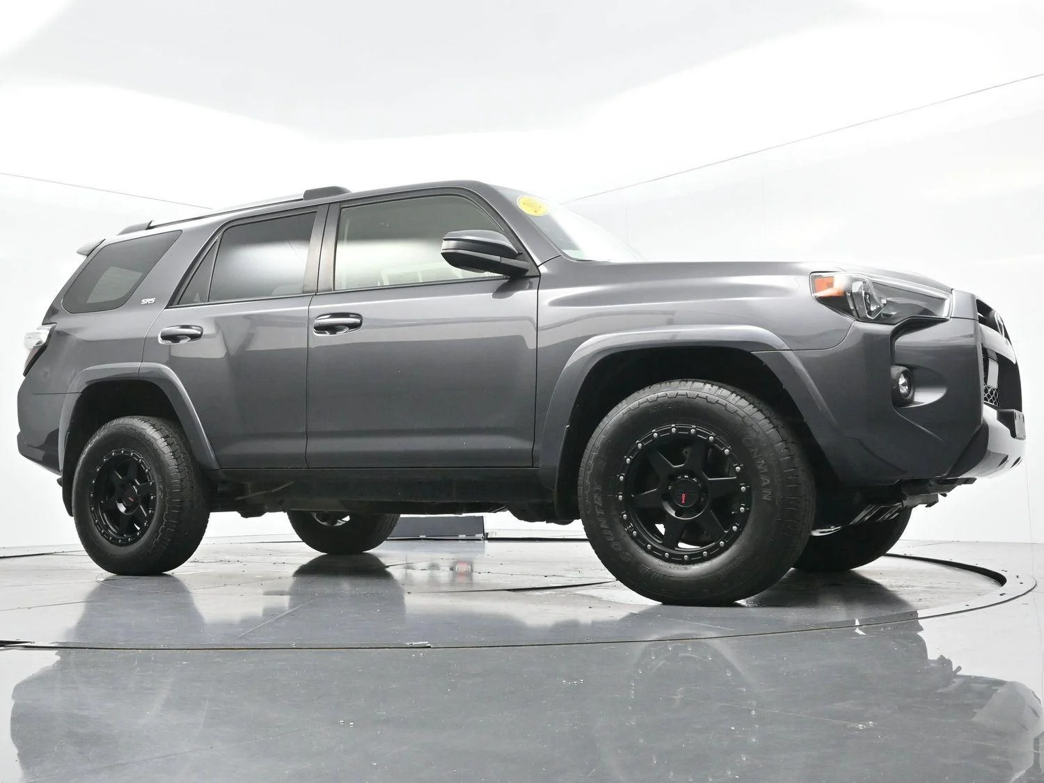 Used 2021 Magnetic Gray Metallic Toyota SR5 image 46