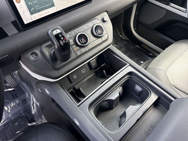 2023 Land Rover Defender X-Dynamic SE - Photo 21