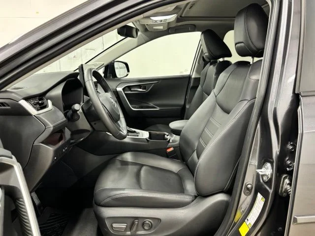 Used 2025 Gray Toyota Limited image 17