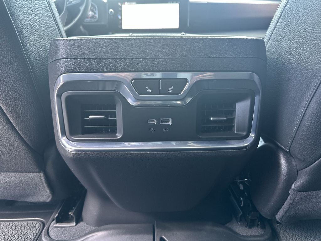 Used 2023 Onyx Black GMC Denali image 21