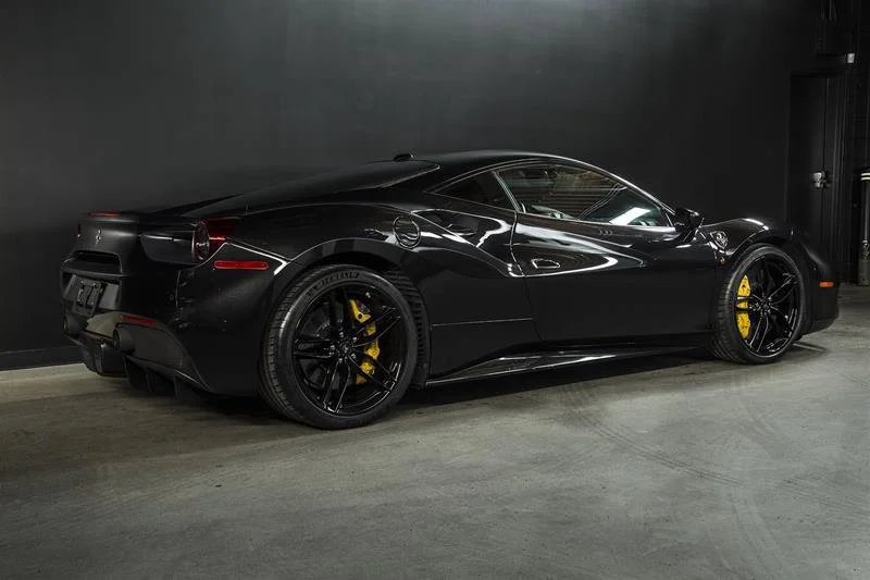 Used 2018 Black Ferrari Base image 1
