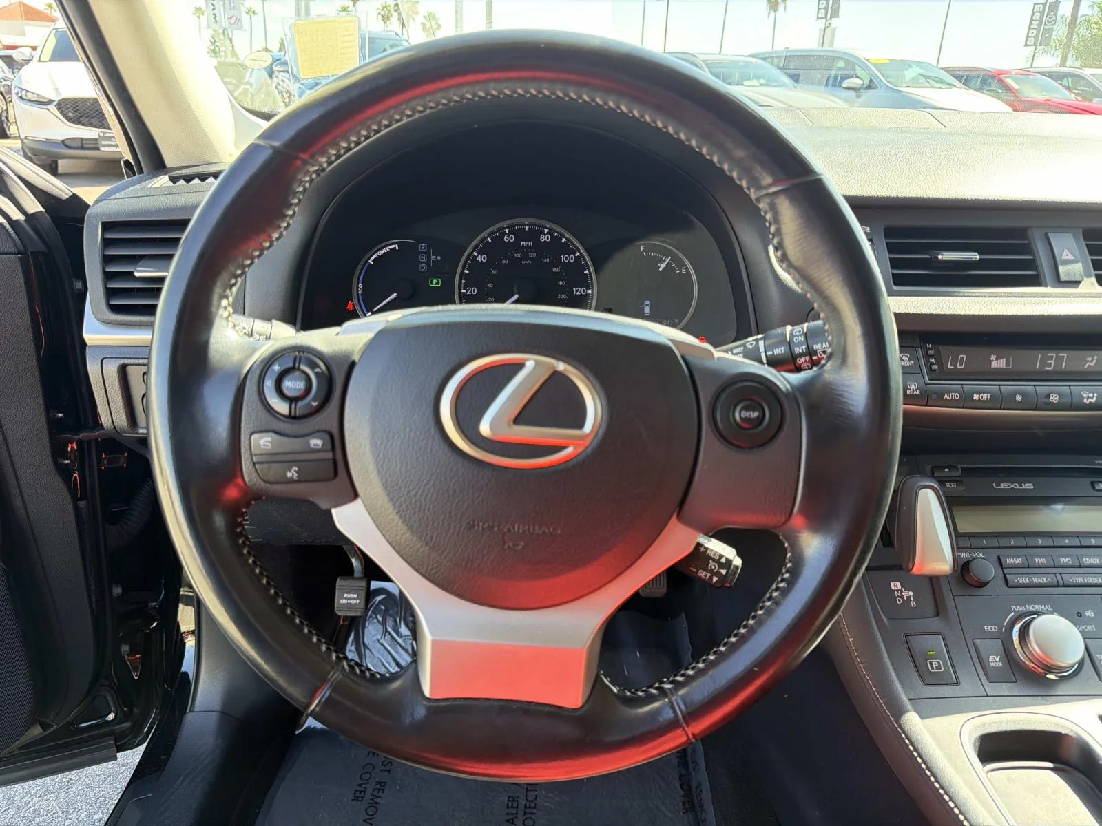 Used 2016 OBSIDIAN Lexus 5dr Sdn Hybrid image 8