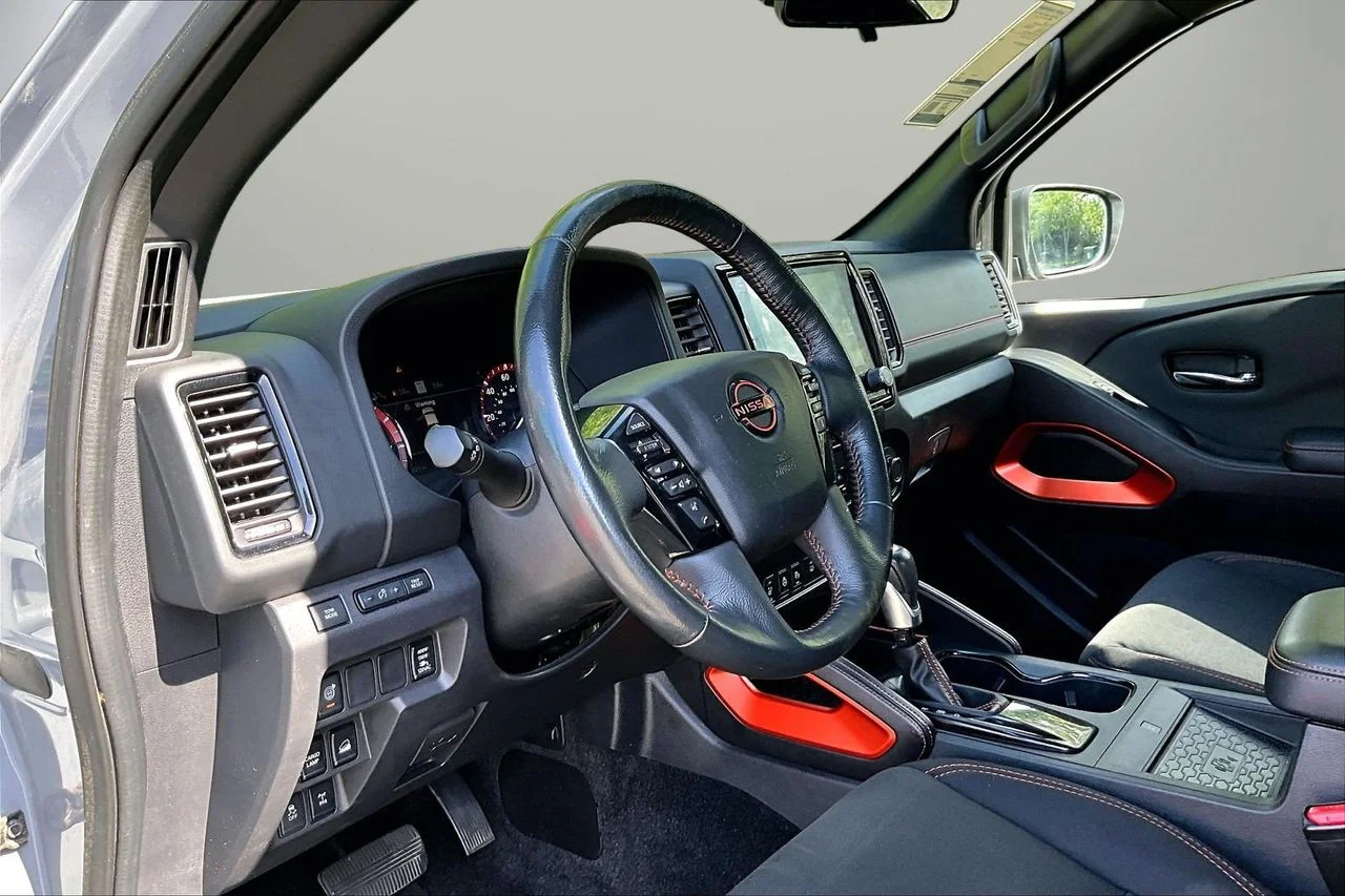 Used 2022 Gray Nissan PRO-4X image 18