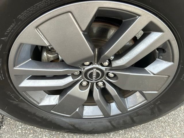 Used 2025 White Nissan SV image 10