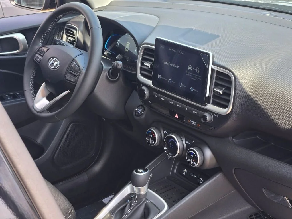New 2026 Onyx Black Hyundai SEL image 7