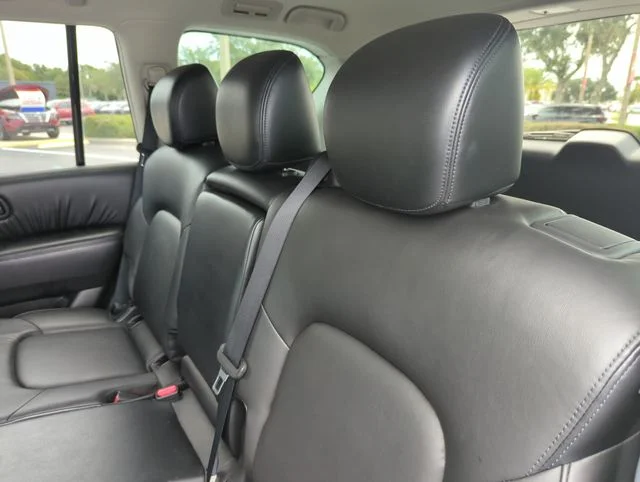 Used 2022 Silver Nissan SV image 27