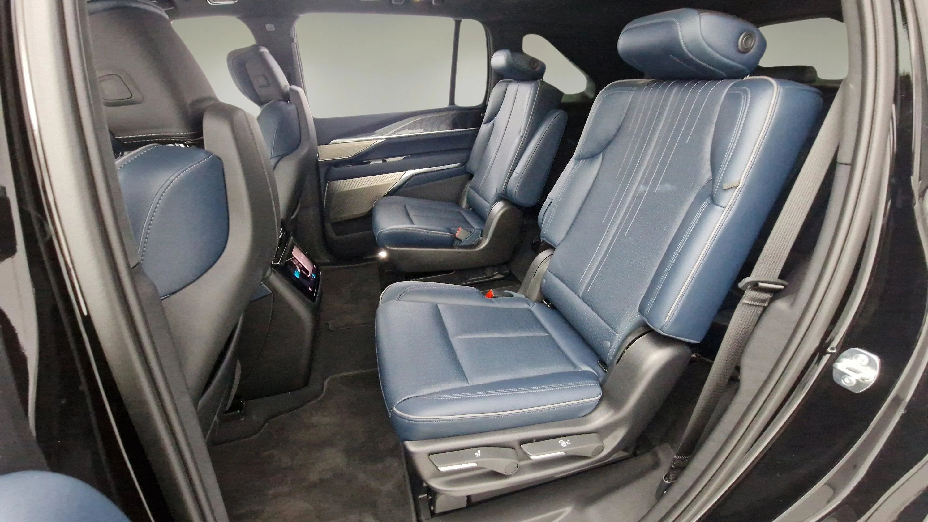 New 2025 Black Raven Cadillac Sport 2 image 71