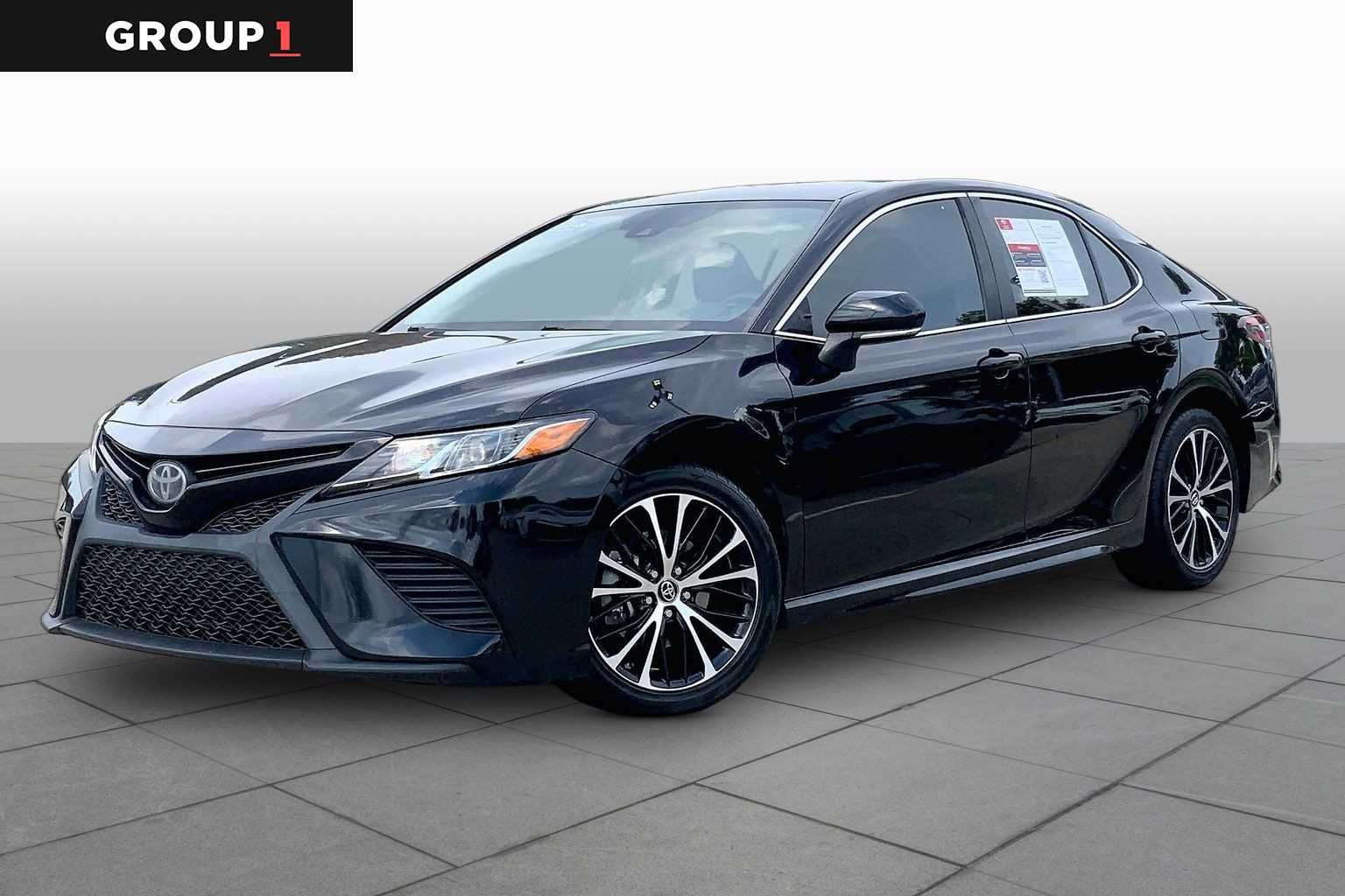 2019 Toyota Camry SE