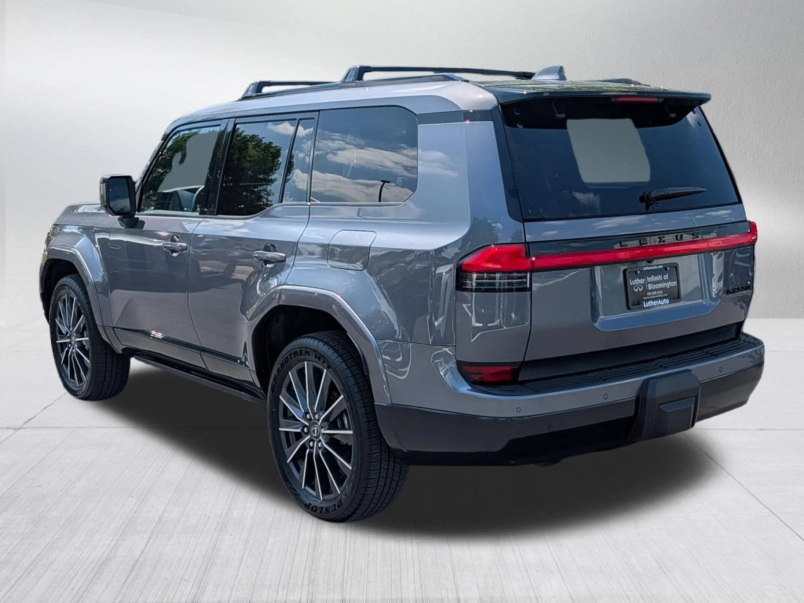 Used 2024 Nebula Gray Pearl Lexus GX 550 Luxury+ image 5