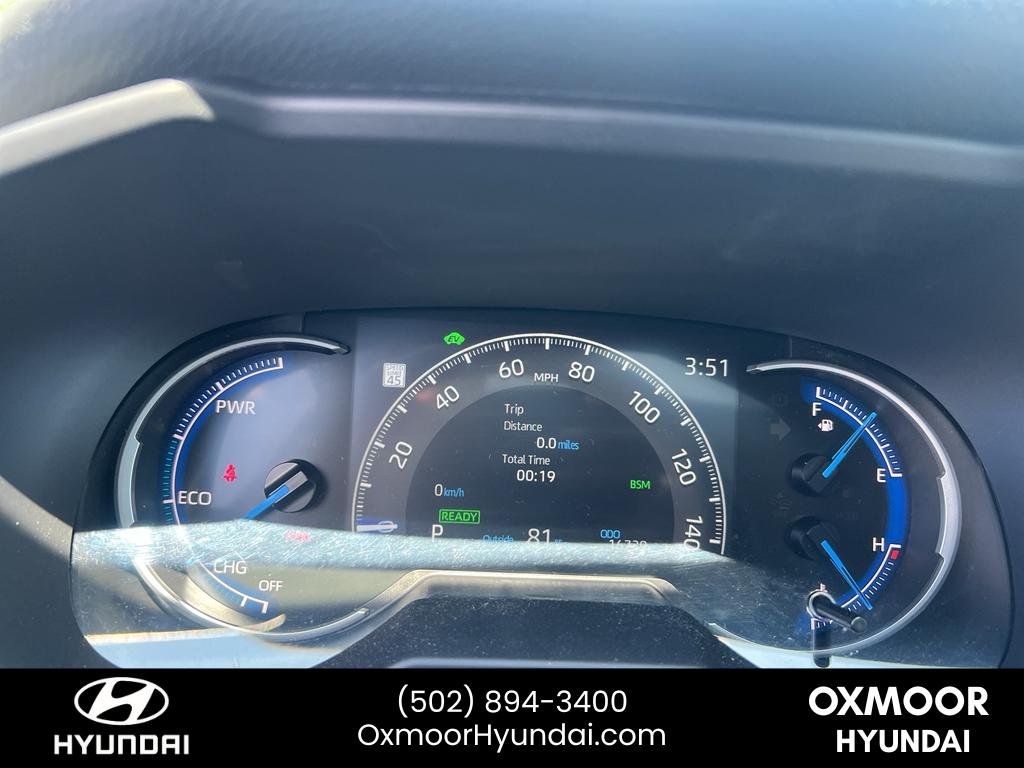 Used 2025 Wind Chill Pearl Toyota Hybrid XLE Premium image 15