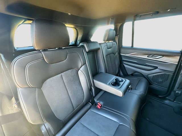 New 2026 White Jeep Altitude image 32