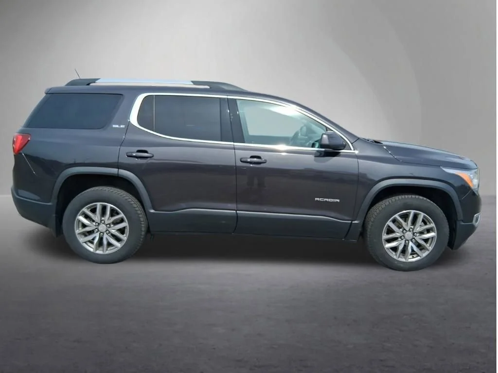 Used 2018 GMC Acadia SLE-2 with VIN 1GKKNSLS8JZ239574 for sale in Red Wing, Minnesota