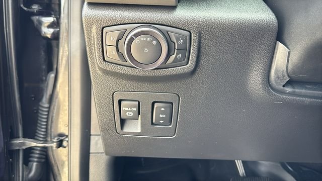 Used 2020 Black Ford XL image 20