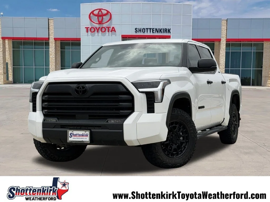 Used 2025 White Toyota SR5 image 1