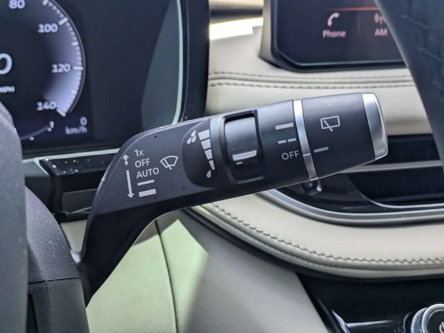 Used 2025 Gray INFINITI LUXE image 29